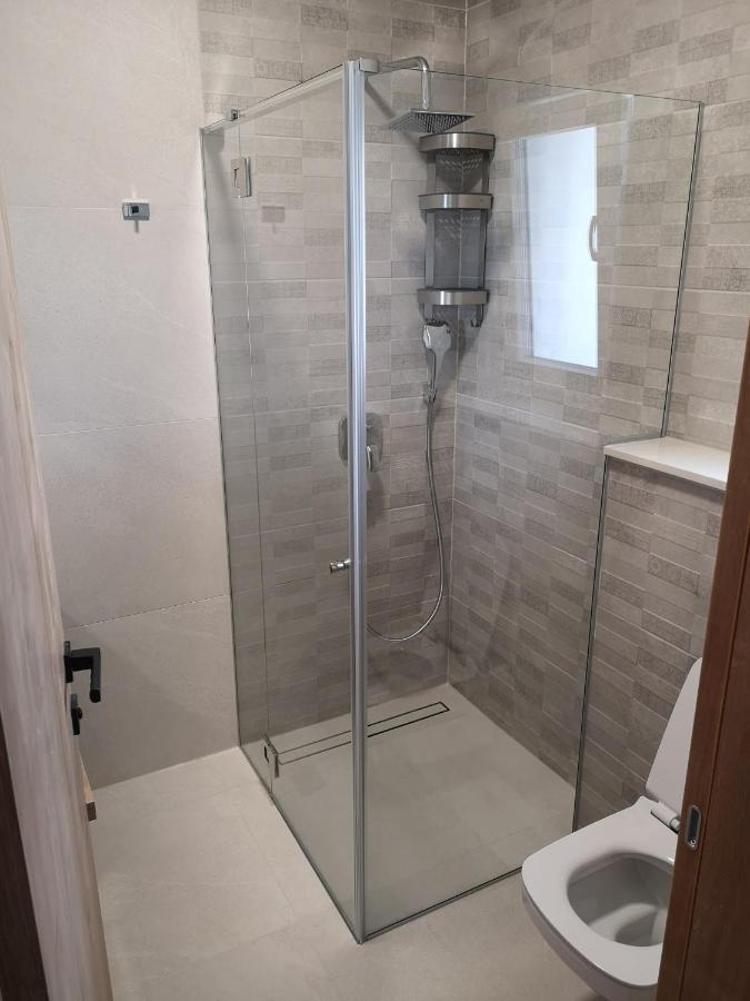 אומיס Villa Sara With Sea View And Private Heated Pool מראה חיצוני תמונה