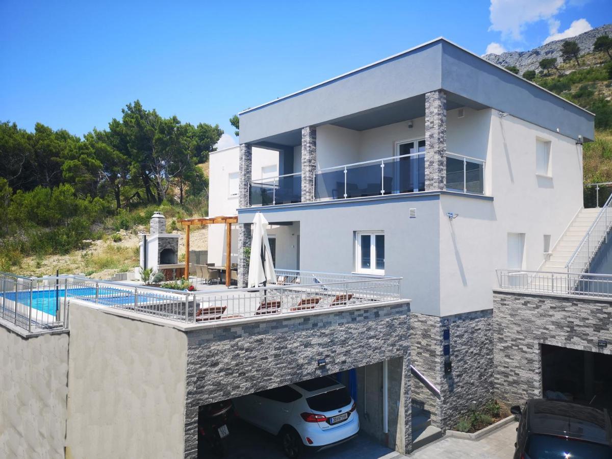 אומיס Villa Sara With Sea View And Private Heated Pool מראה חיצוני תמונה